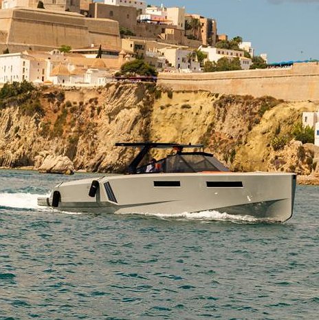 Rent Boat EVO R4