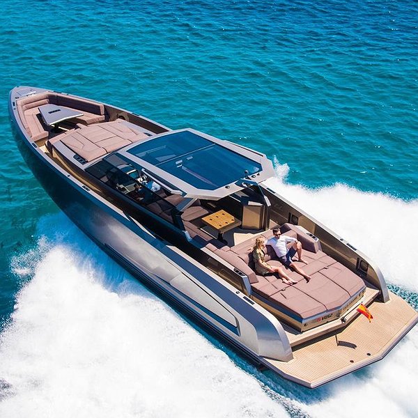 Rent a Boat VANQUISH 52 CA