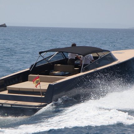 Rent Boat VANDUTCH 40 A