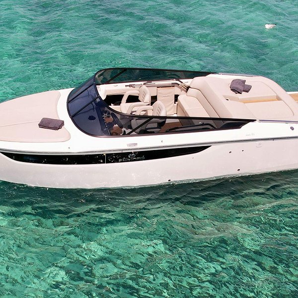 Rent a Boat CRANCHI E26