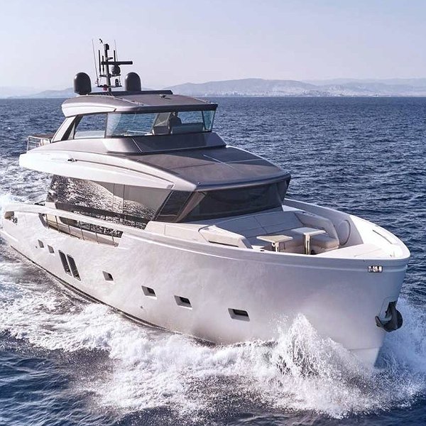 Alquilar Barco SANLORENZO SX76