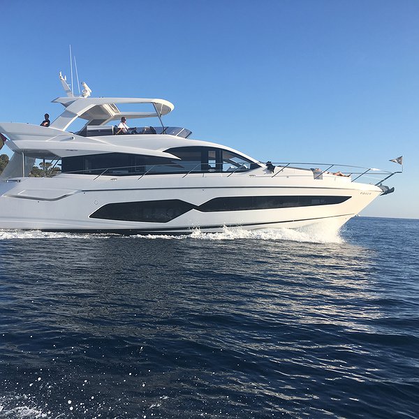 Alquilar Barco SUNSEEKER MANHATTAN 66