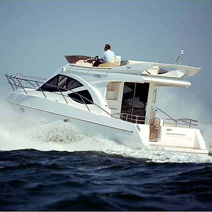 Louer bateau GALEON 290 FLY