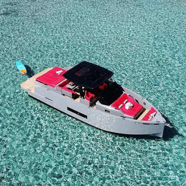 Huur boot D42 OPEN A