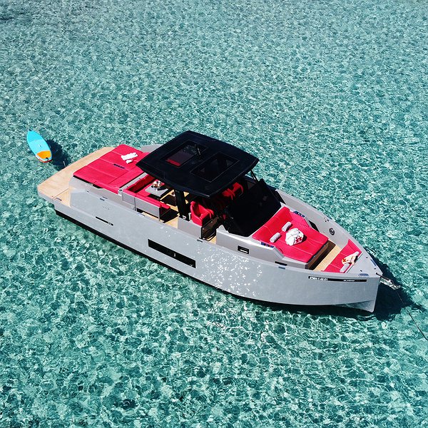 Alquilar Barco D42 OPEN A
