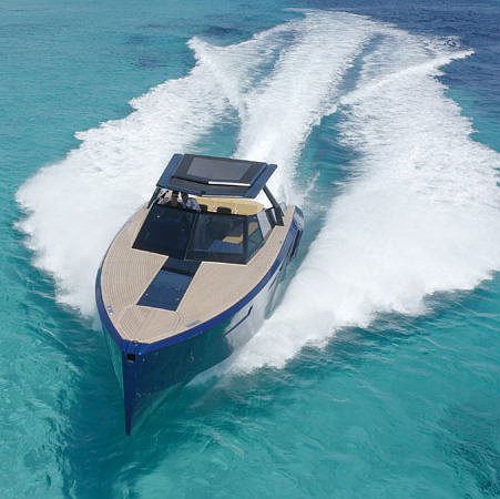Rent Boat EVO 43