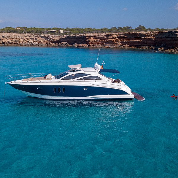 Alquilar Barco ASTONDOA 53 OPEN