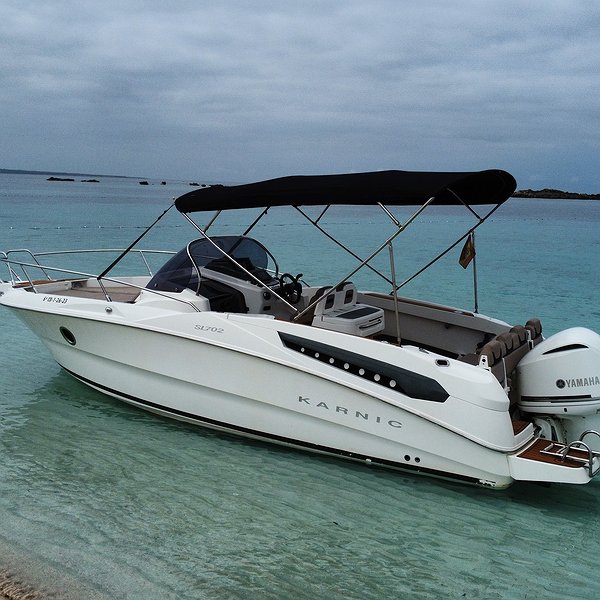 Rent a Boat KARNIC 702 LS