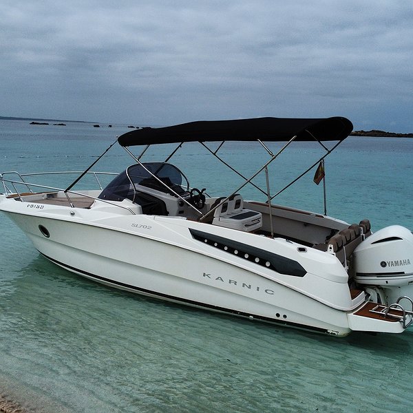 Louer un bateau Karnic 702 LS