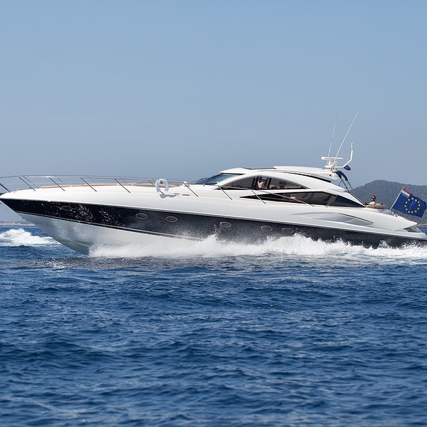 Alquilar Barco SUNSEEKER PREDATOR 68