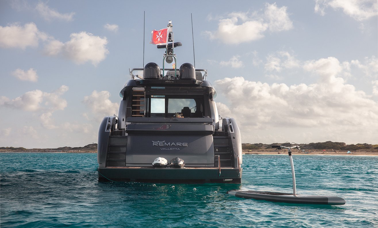 RIVA PERSEO 76