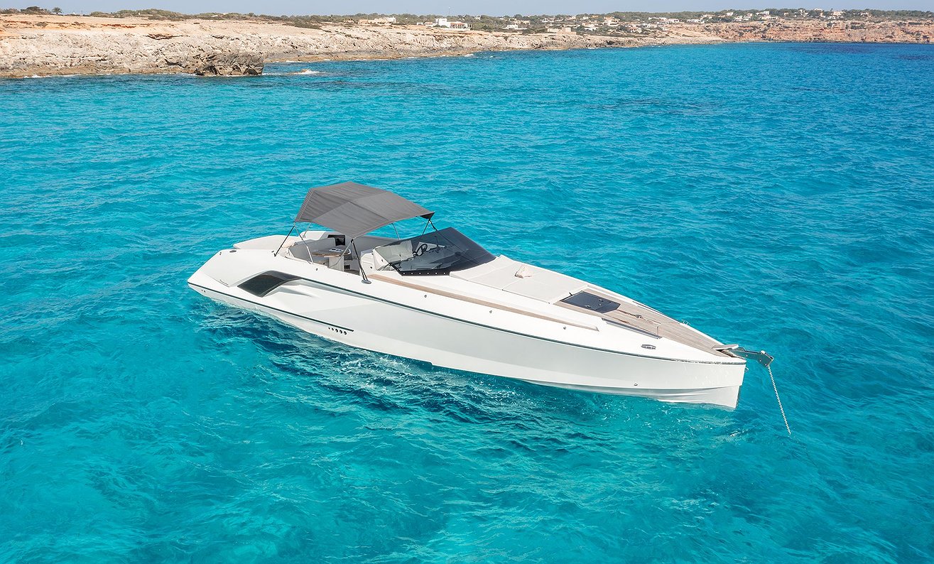 FRAUSCHER 1414 DEMON | Barco en Ibiza | Xaloc Charter Ibiza