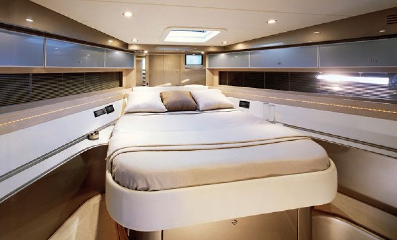 Louer bateau RIVA RIVALE 52