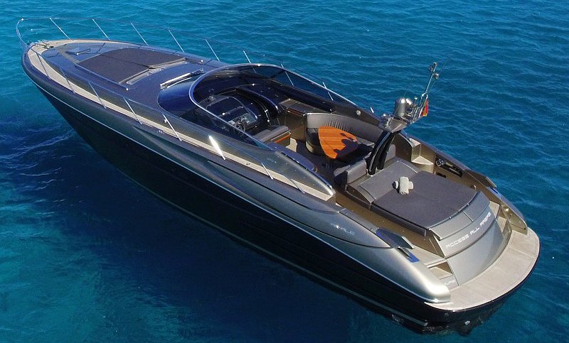 Louer bateau RIVA RIVALE 52