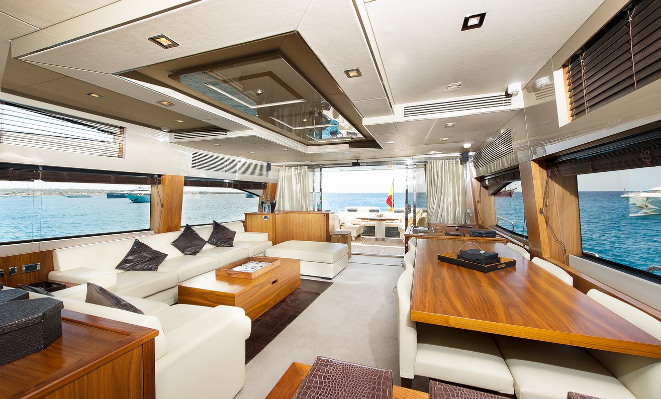 Alquilar Barco SUNSEEKER PREDATOR 84