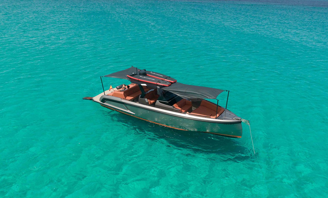 Rent Boat VANQUISH 40 CT