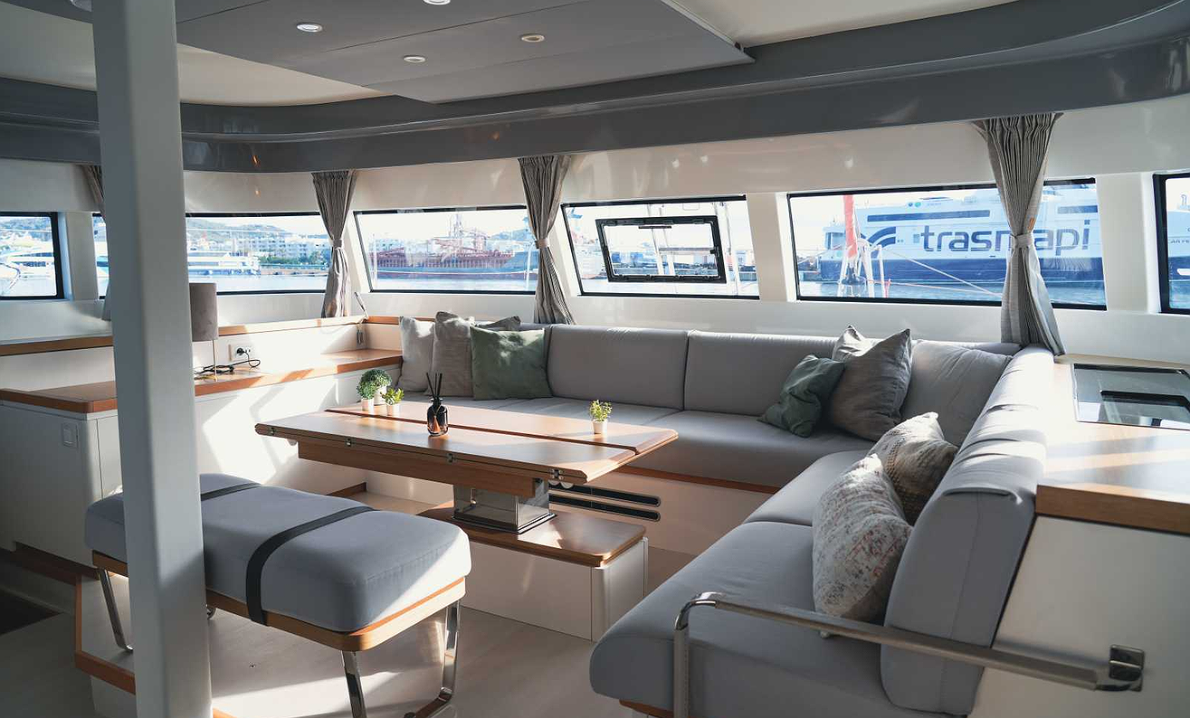 CATAMARAN EXCESS 15