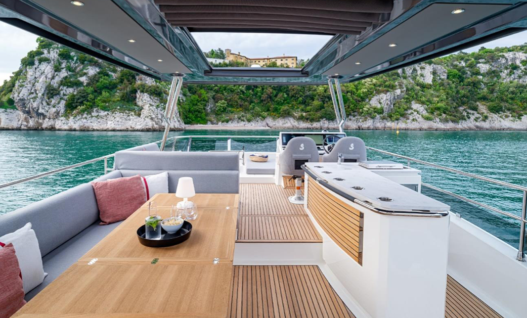 Louer bateau BENETEAU GRAN TRAWLER 62GT