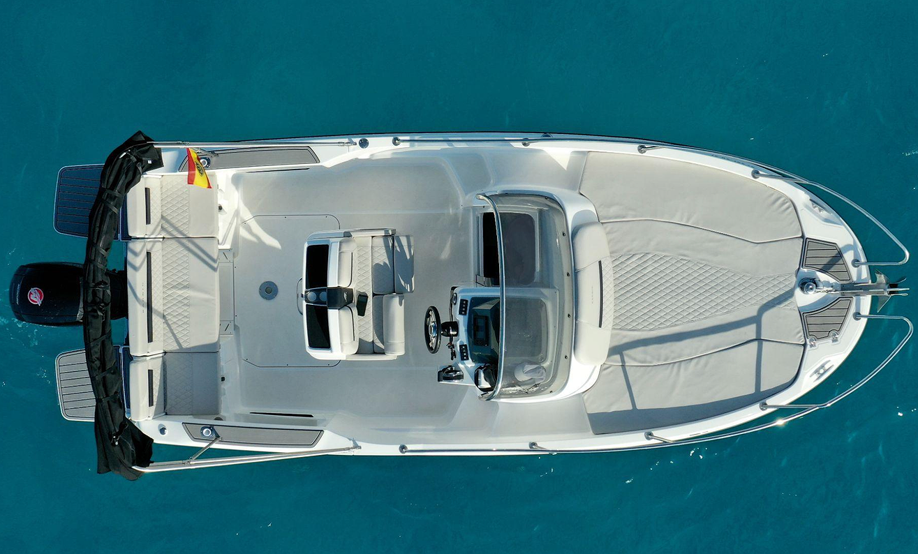 Rent Boat KARNIC 602