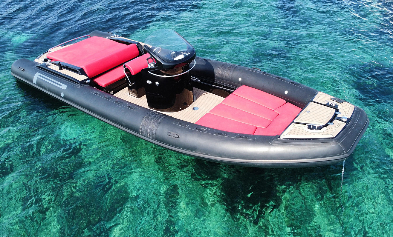 Rent Boat PIRELLI 880