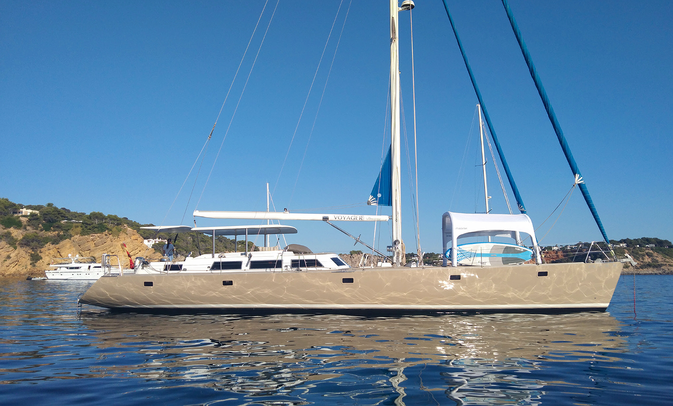 VOYAGER V70
