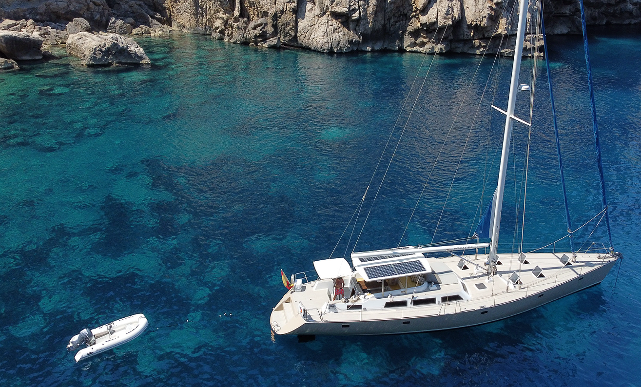 VOYAGER V70