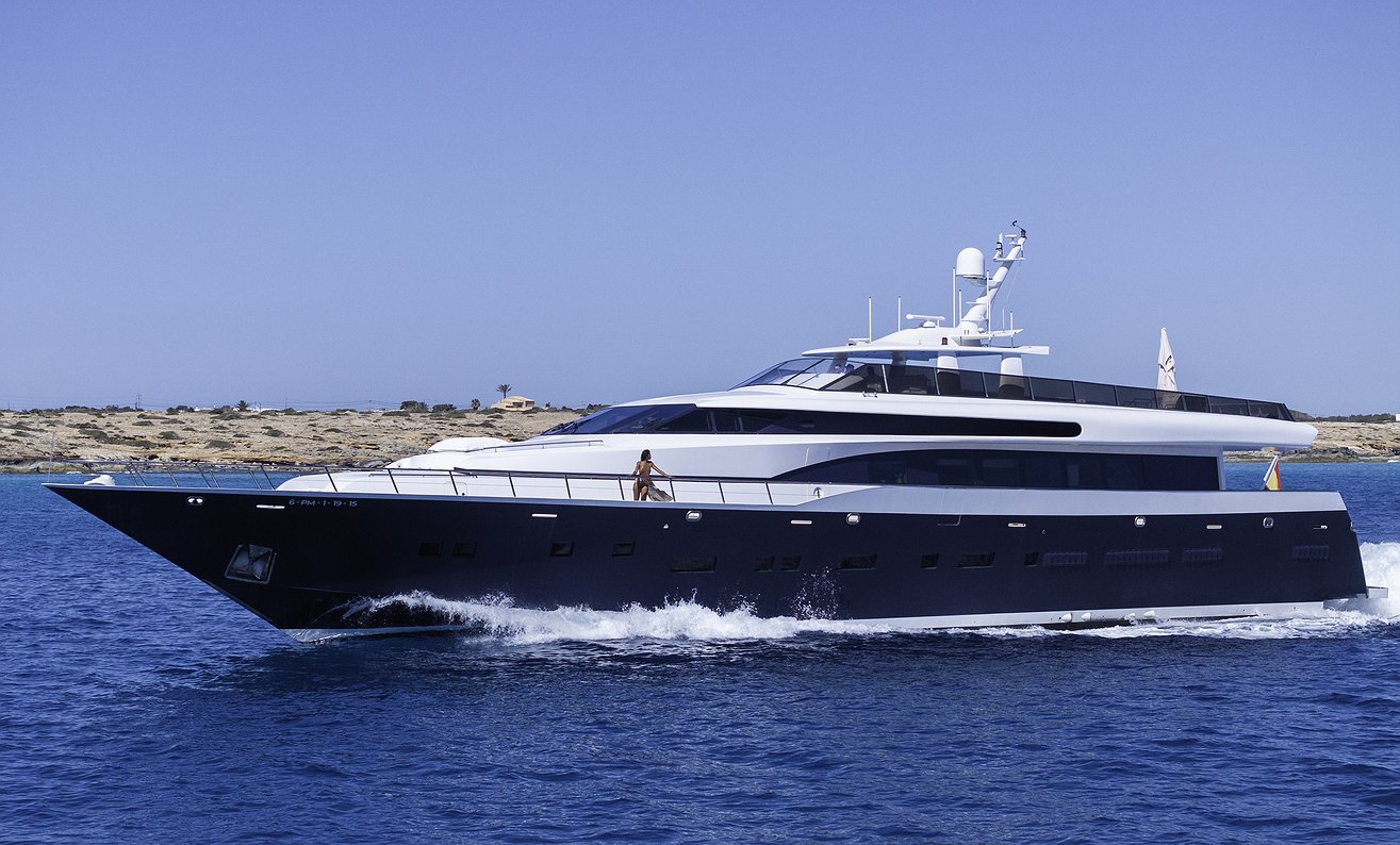 CUSTOM ROYAL 150