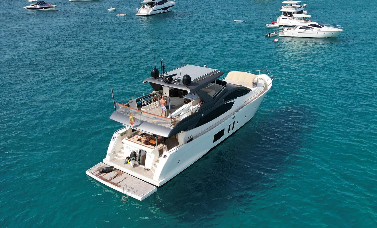 Astondoa 76