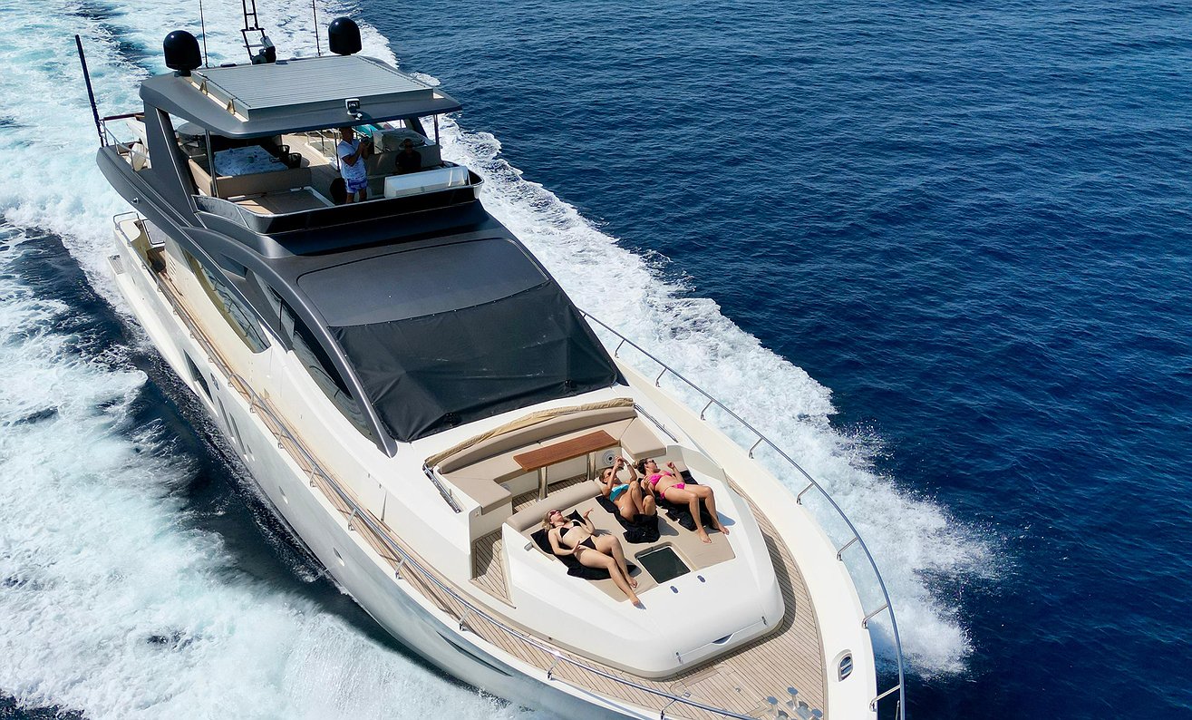 Astondoa 76