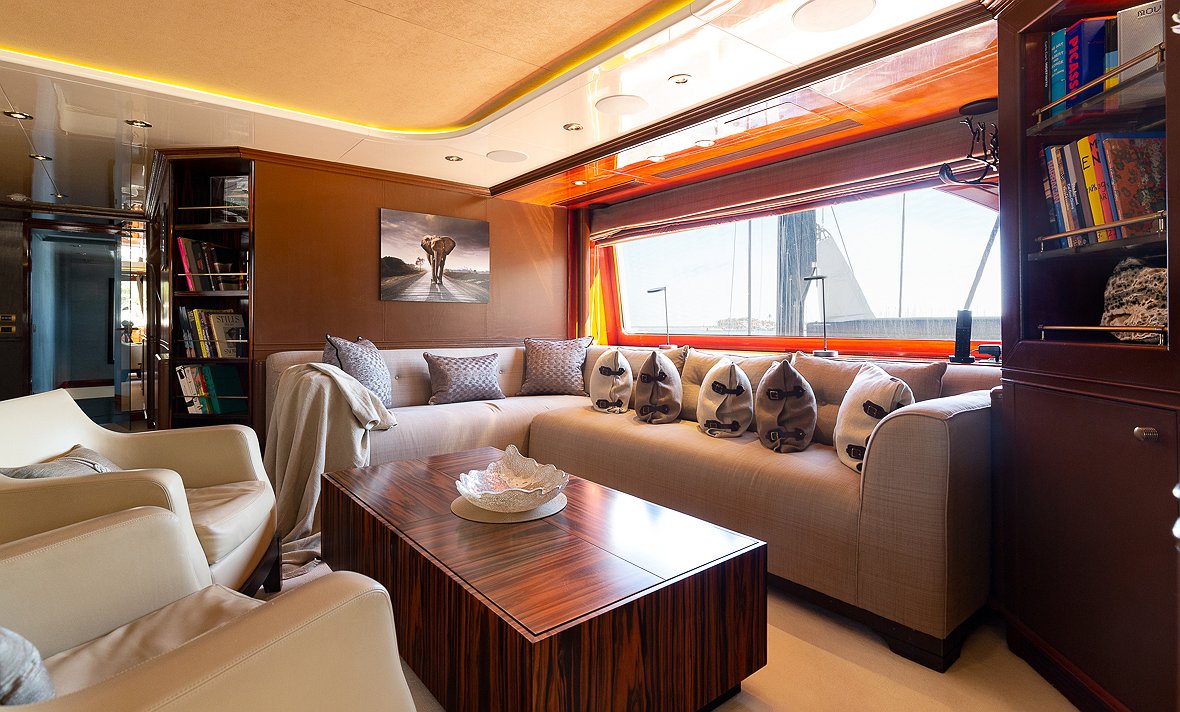 Louer bateau BENETTI 148