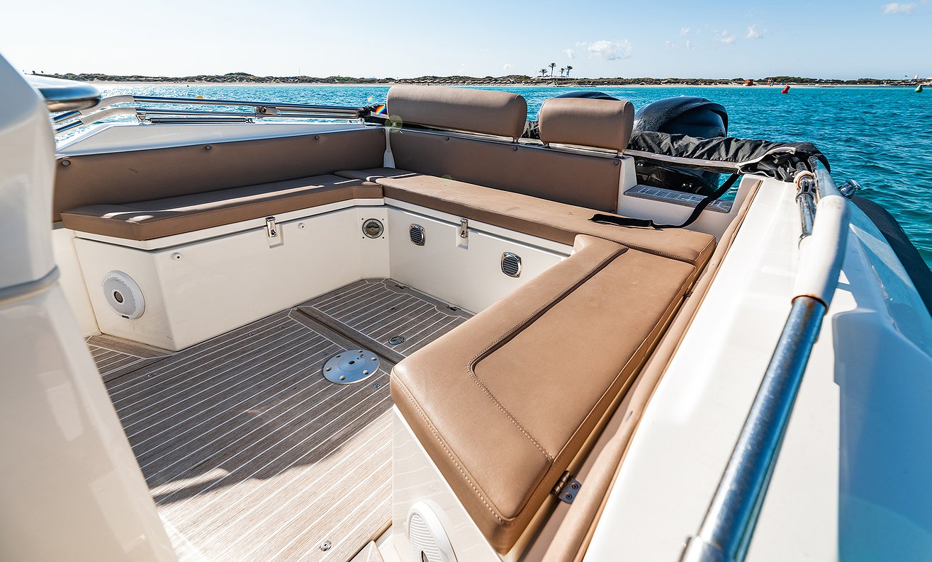 Rent Boat NUOVA JOLLY 30 J