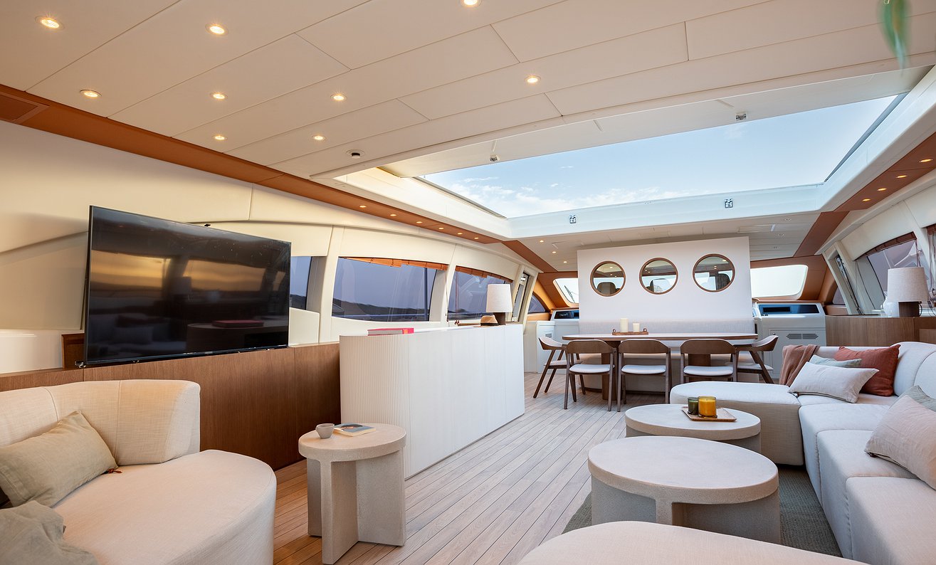 Louer bateau MANGUSTA 108 N