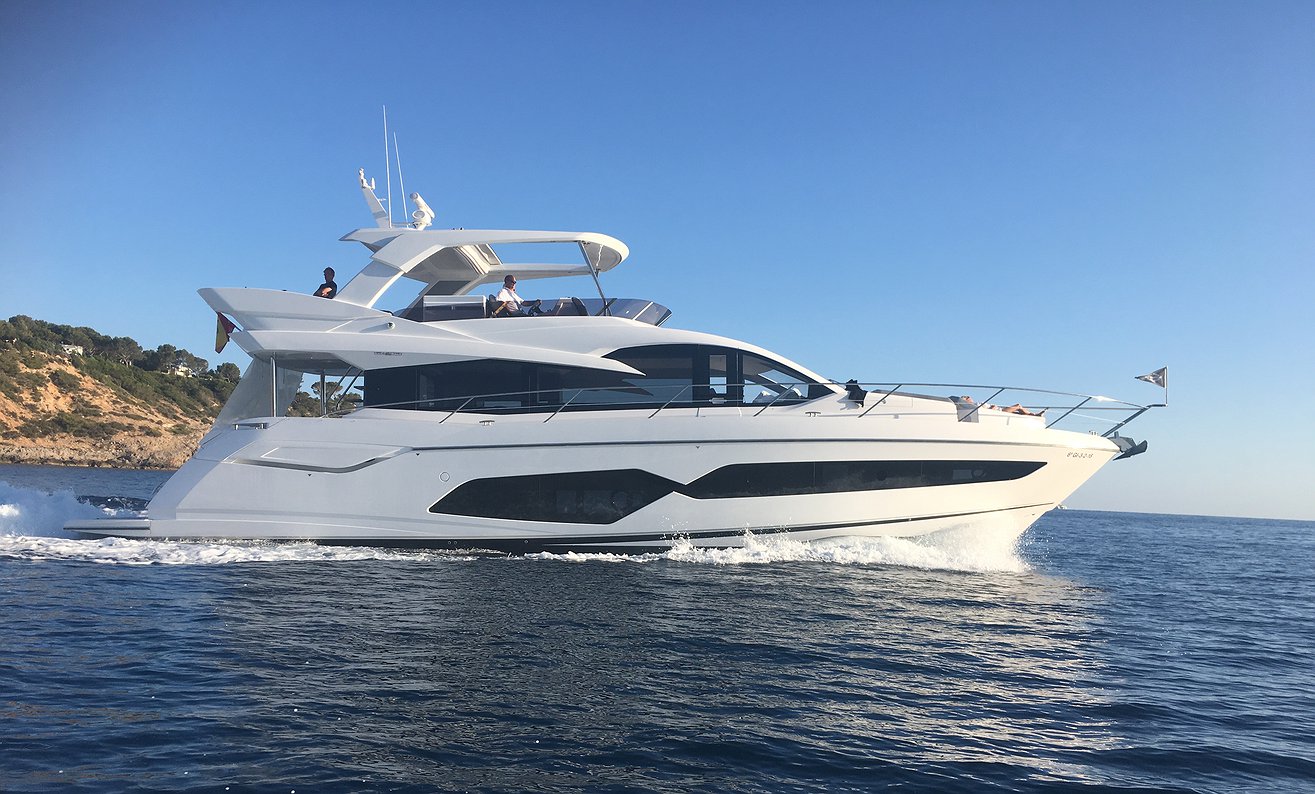 Alquilar Barco SUNSEEKER MANHATTAN 66