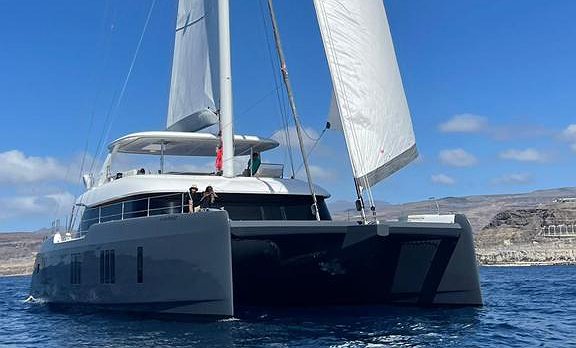 Noleggio barca SUNREEF 70