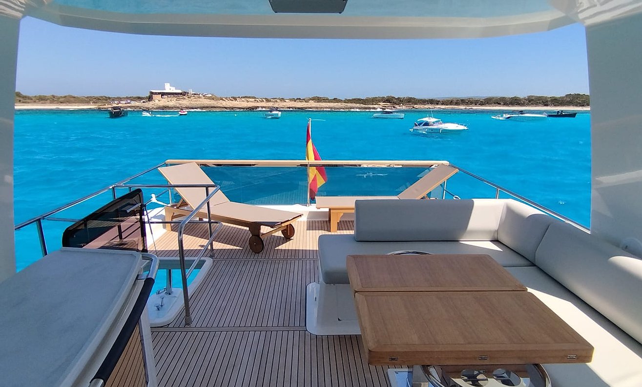 Louer bateau BENETEAU GRAN TRAWLER 62GT
