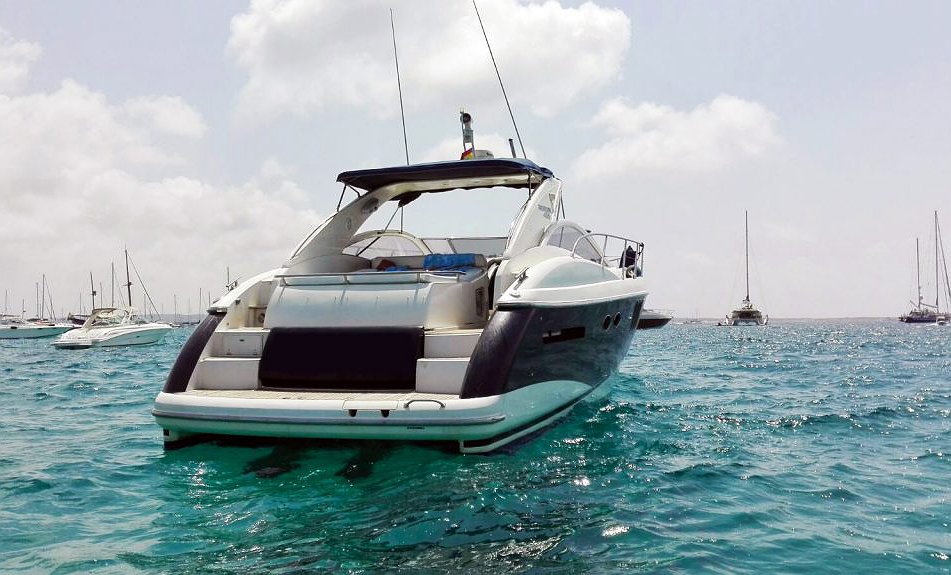 Alquilar Barco ABSOLUTE 45