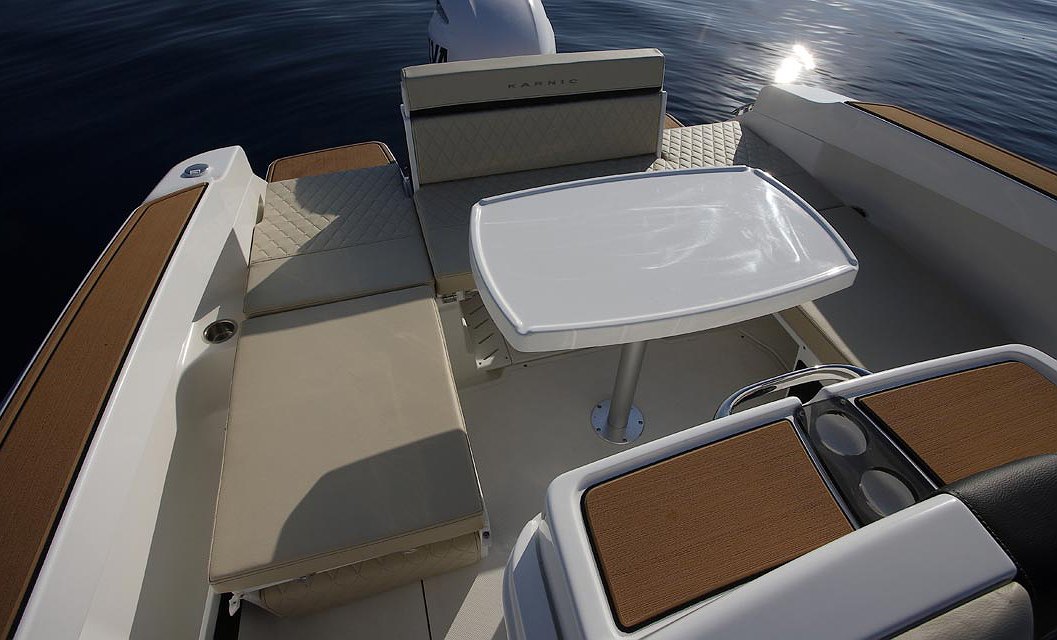 Louer bateau KARNIC 602