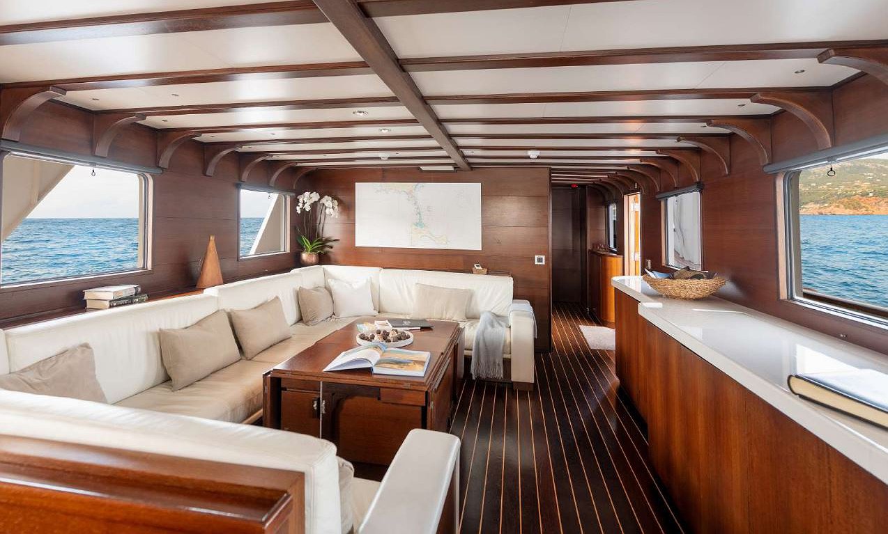 Huur boot NAVETTA 31