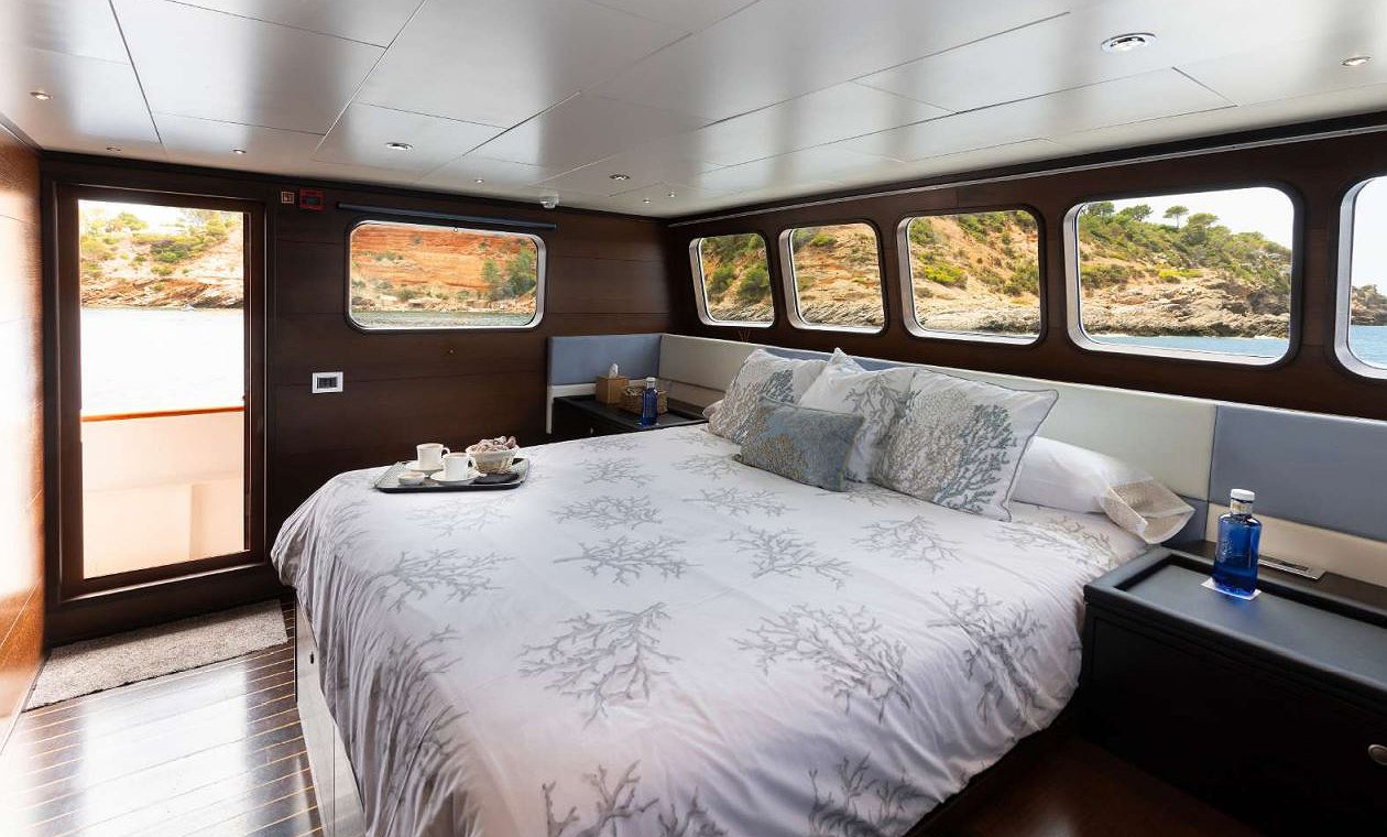 Huur boot NAVETTA 31