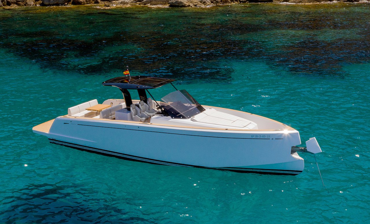 Rent Boat PARDO 38