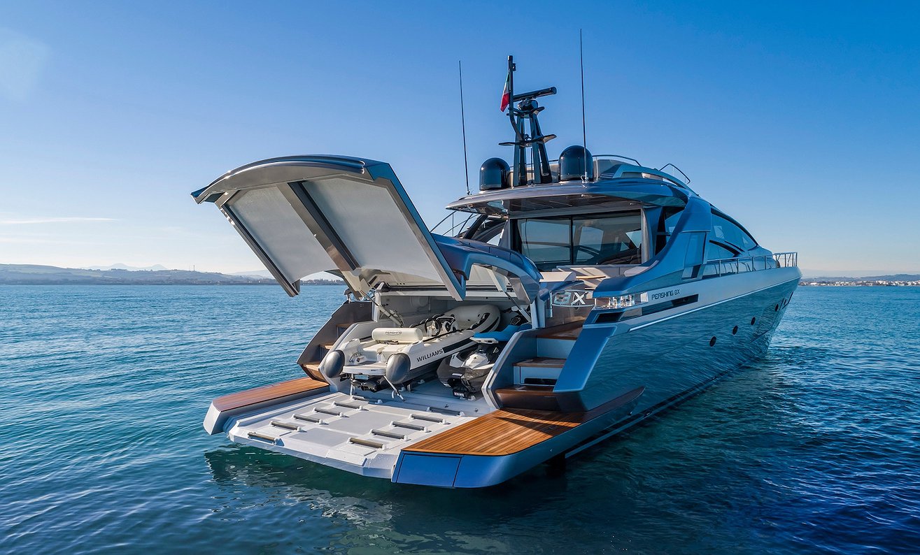 PERSHING 8X