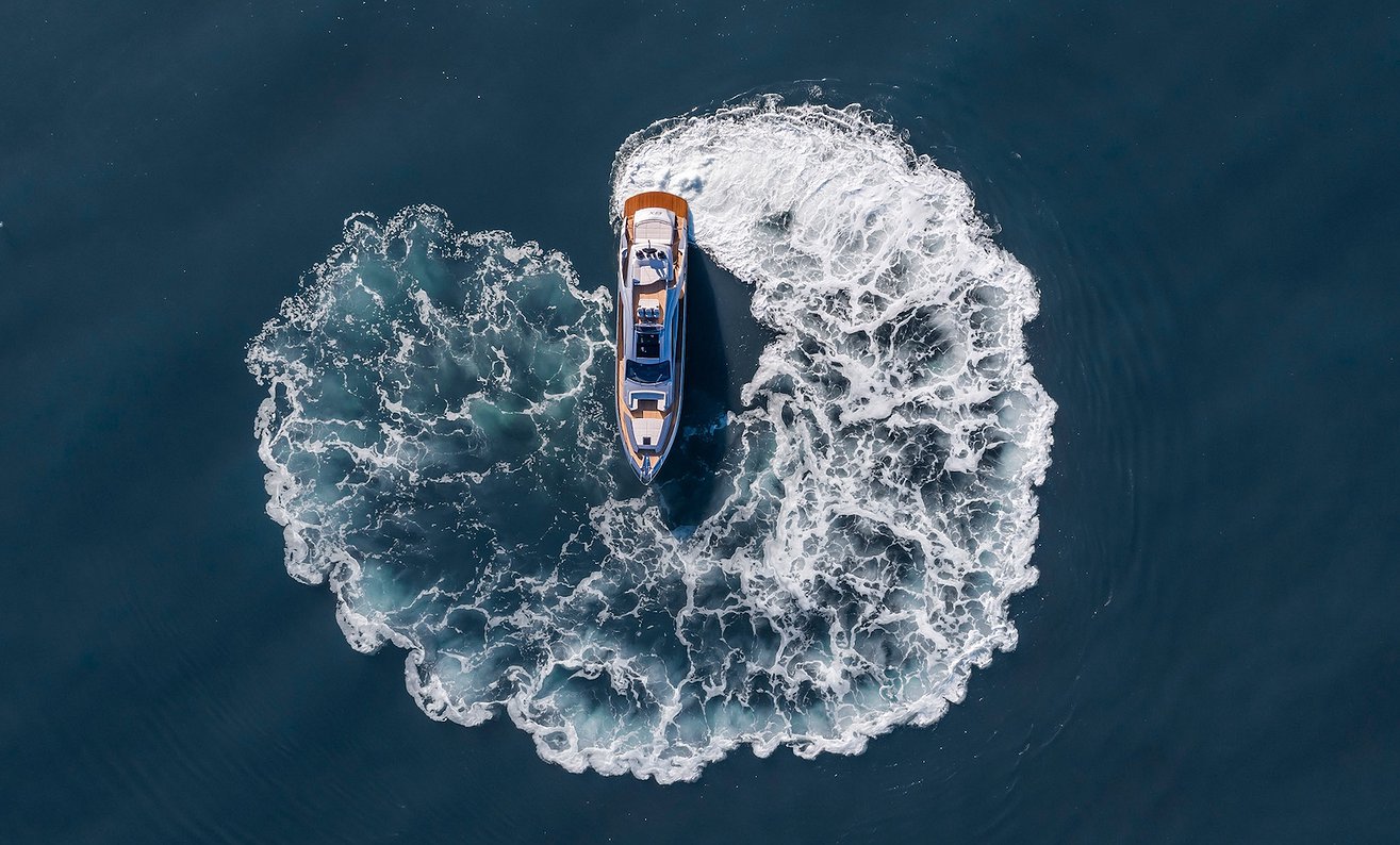 PERSHING 8X