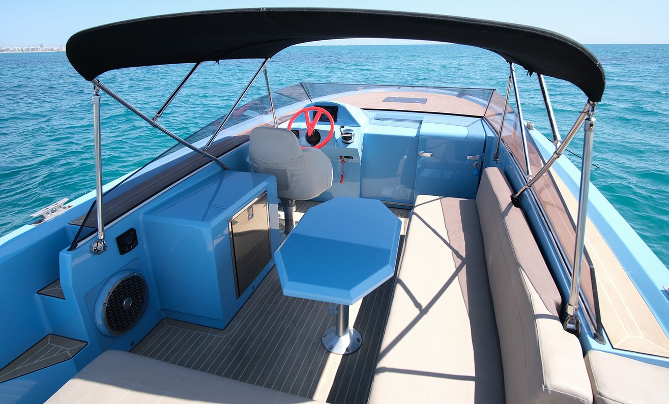 Louer bateau VANQUISH 32