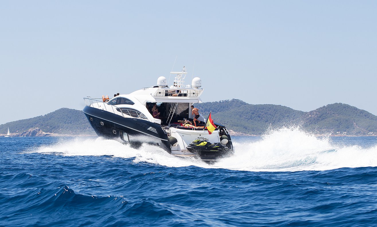 Alquilar Barco SUNSEEKER PREDATOR 74