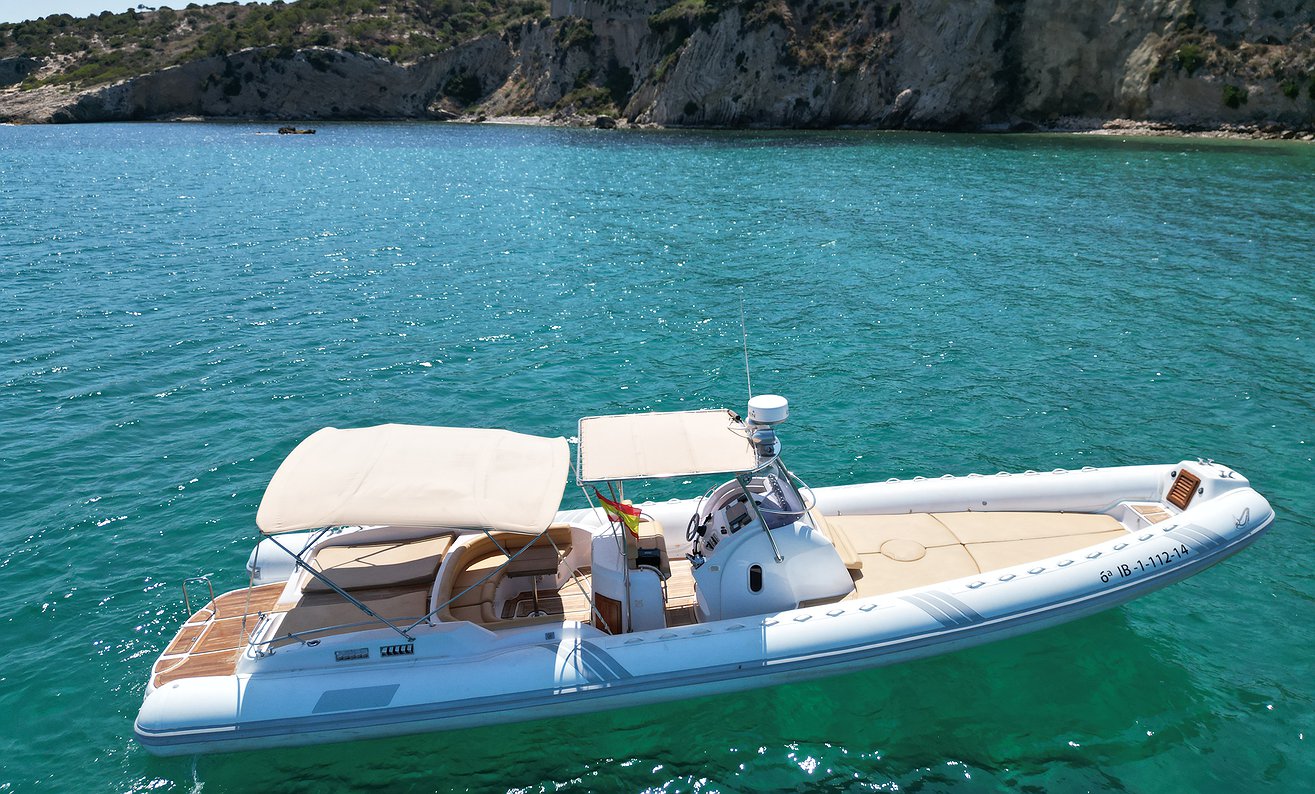 Rent Boat SACS STRATOS 42