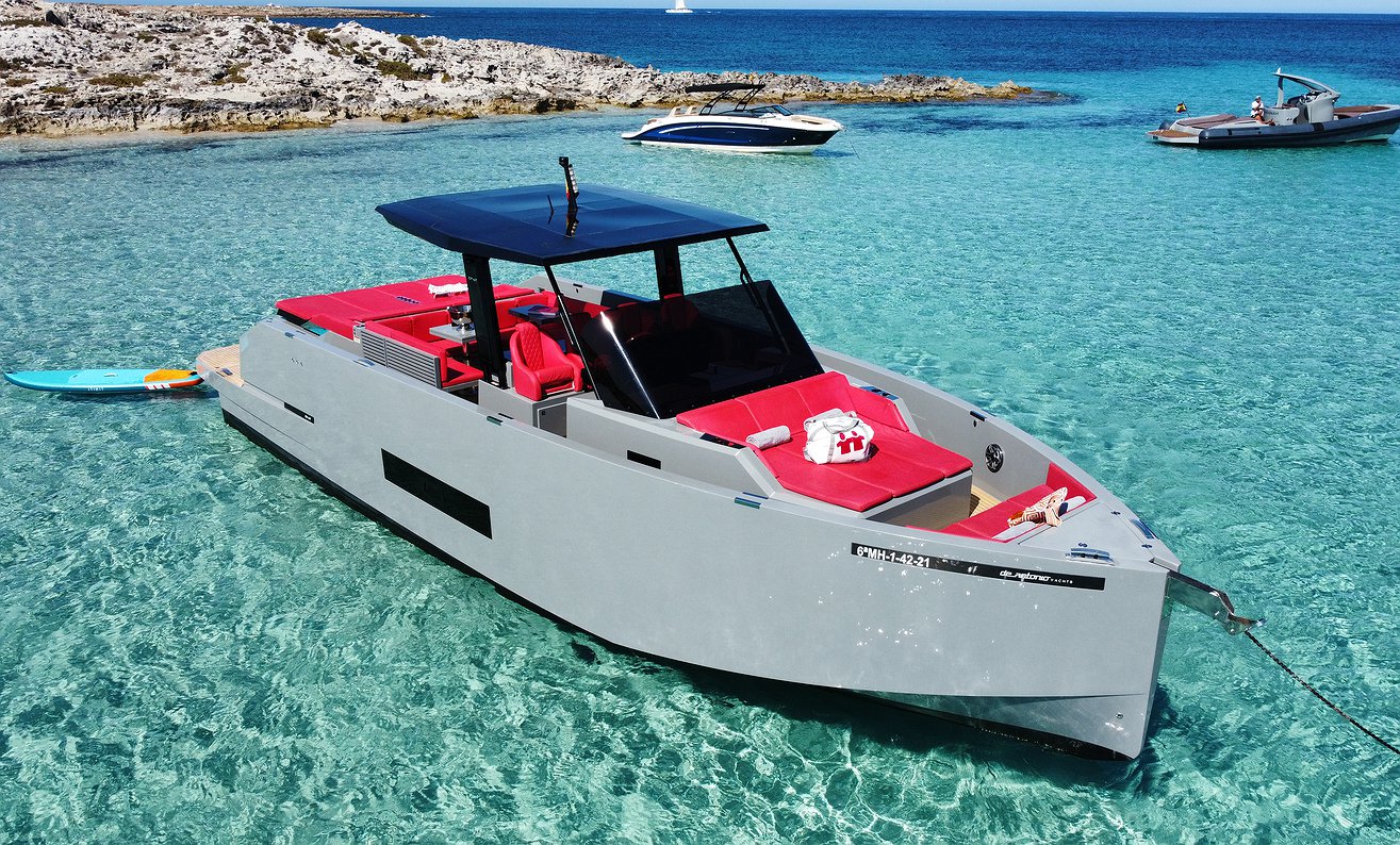 Boot mieten D42 OPEN A