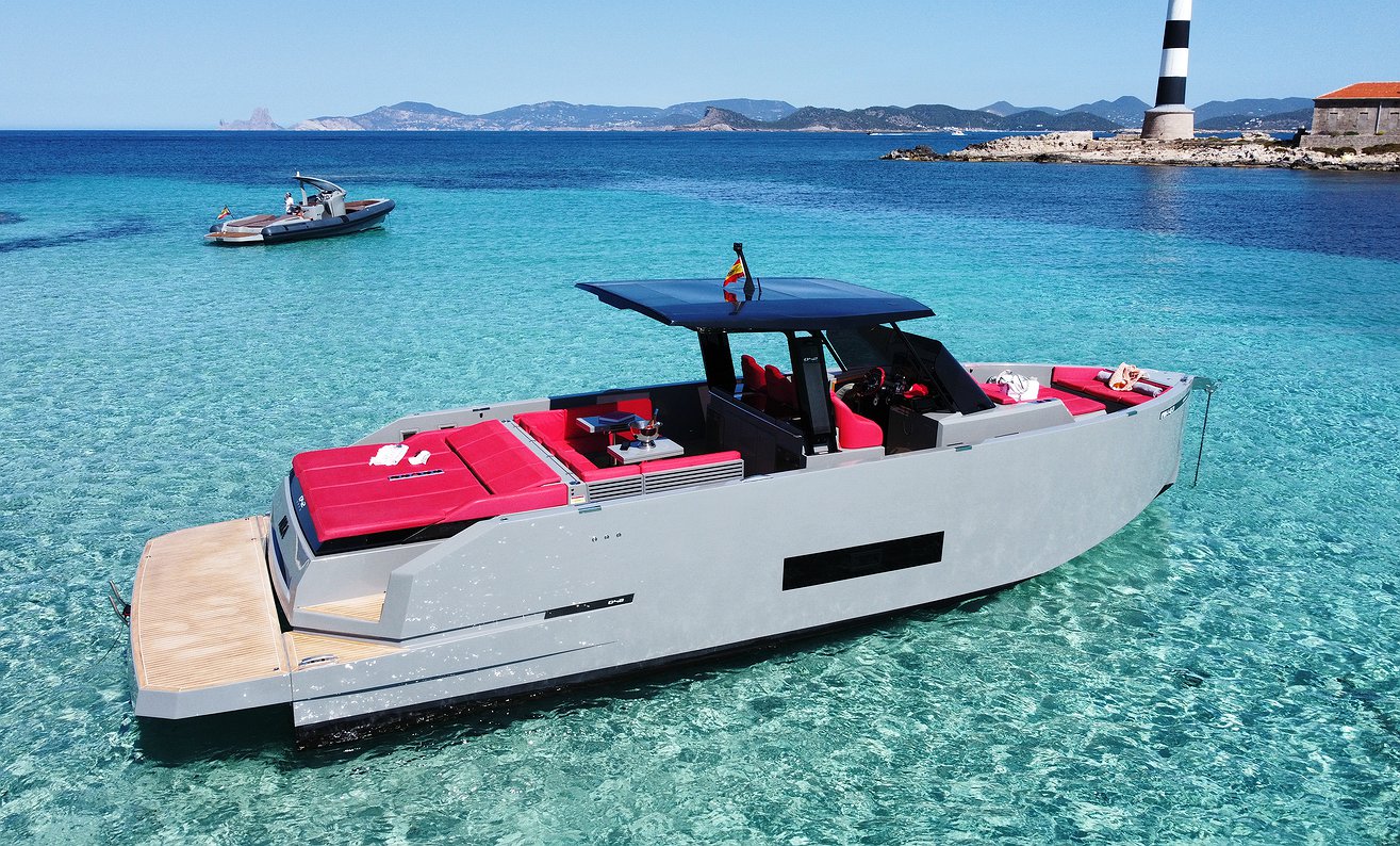 Boot mieten D42 OPEN A