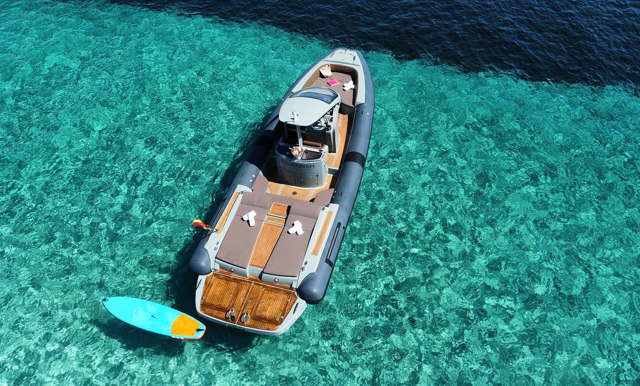 Rent Boat PIRELLI 1100 S