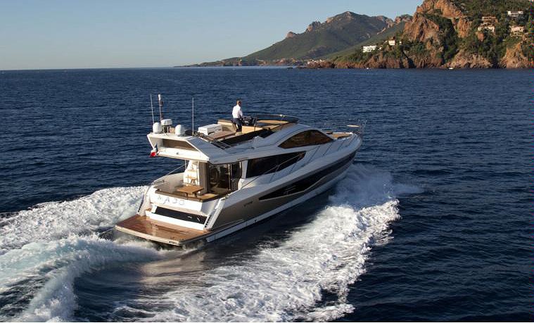 Rent Boat GALEON 550 FLY