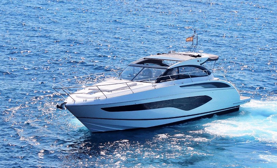 Rent Boat PRINCESS V50 A